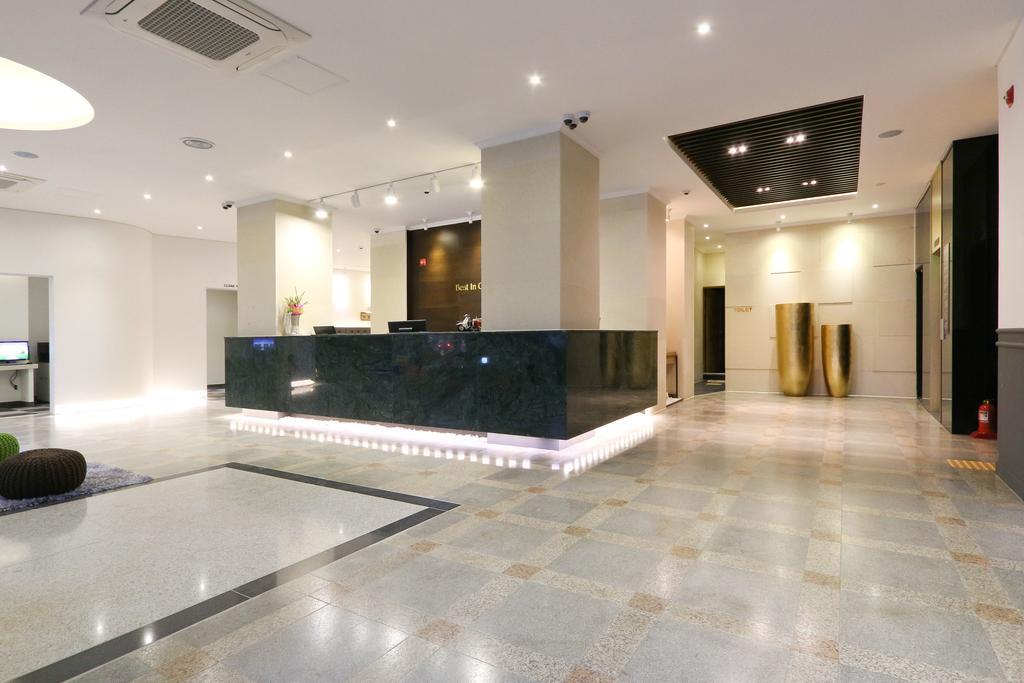 Best In City Hotel Пусан Экстерьер фото