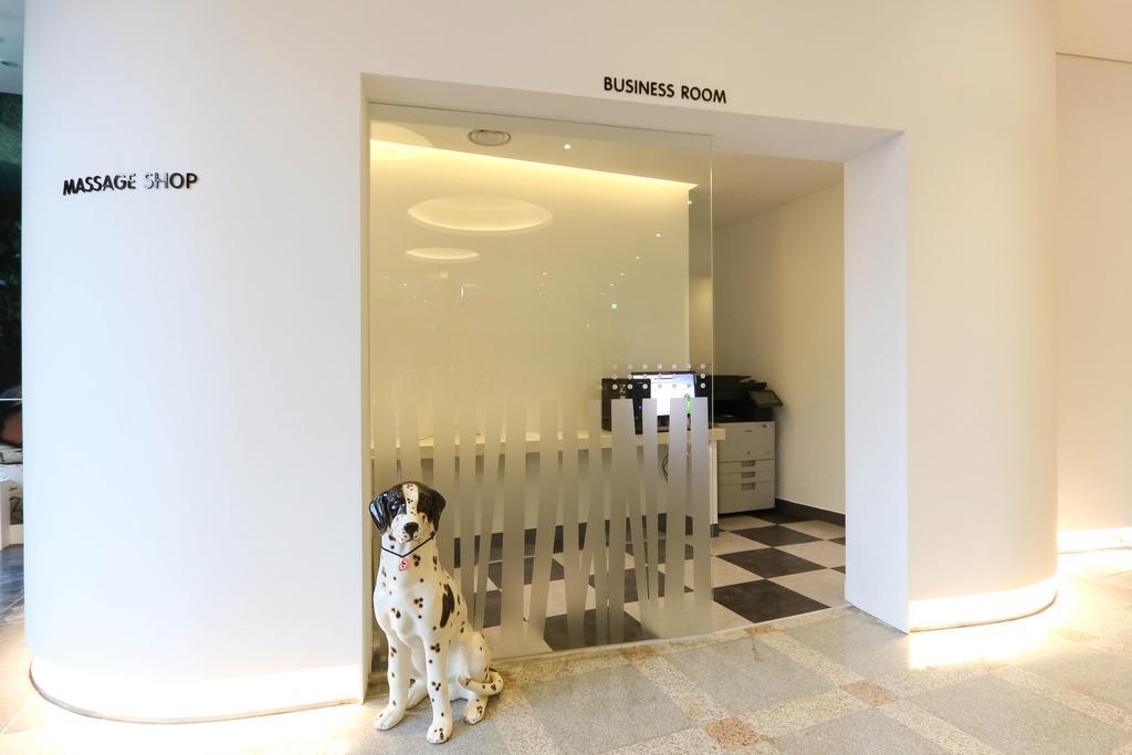 Best In City Hotel Пусан Экстерьер фото