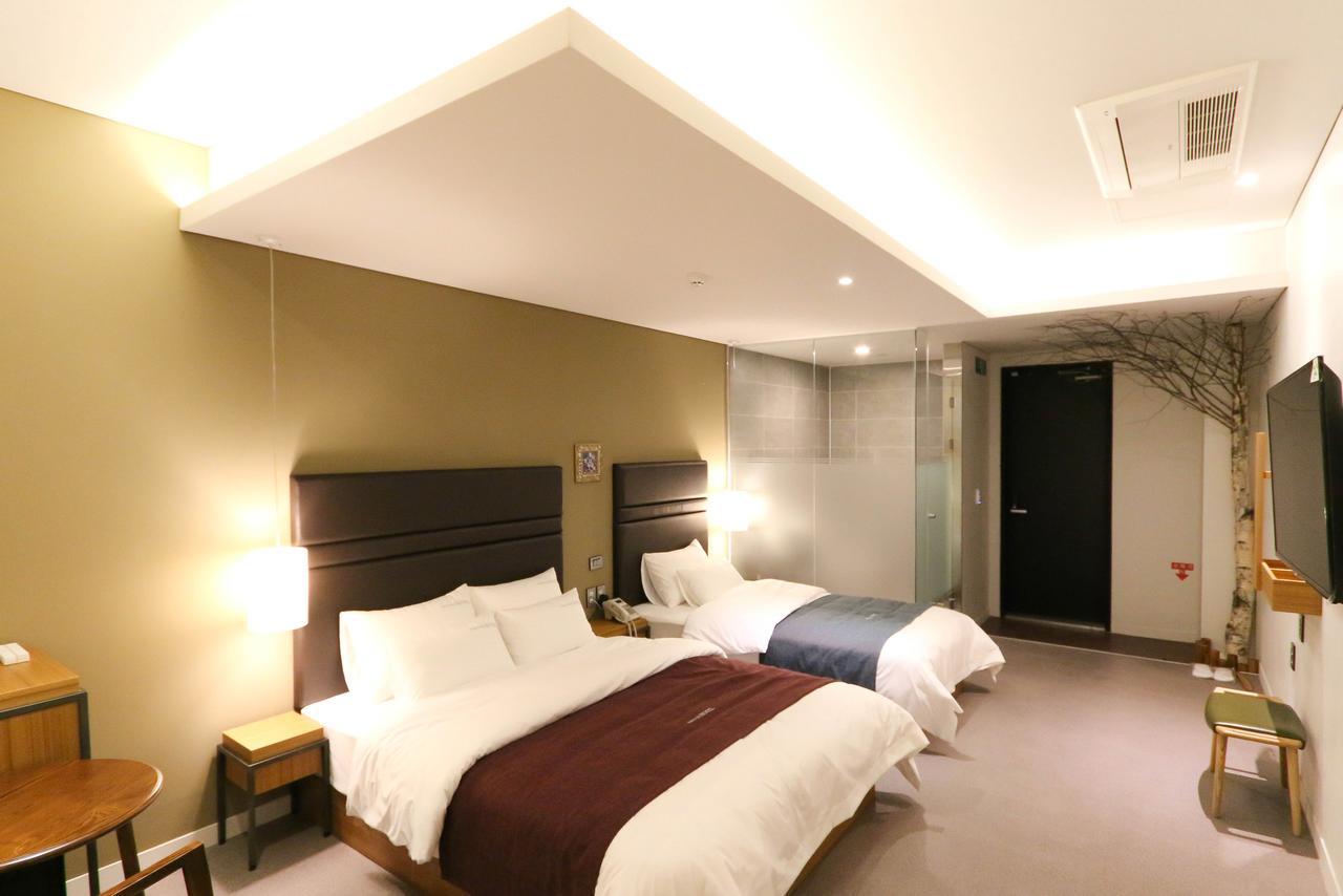 Best In City Hotel Пусан Номер фото